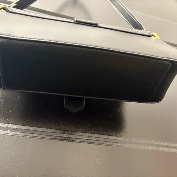 BUCKLE SHOULDER BAG - Picture 4 of 16